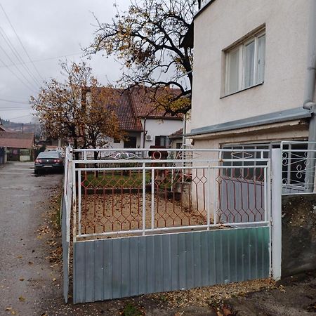 Sobe Sanja Hotel Pirot Eksteriør billede