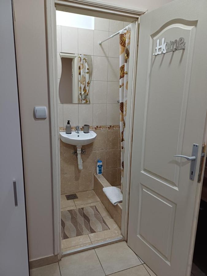 Sobe Sanja Hotel Pirot Eksteriør billede