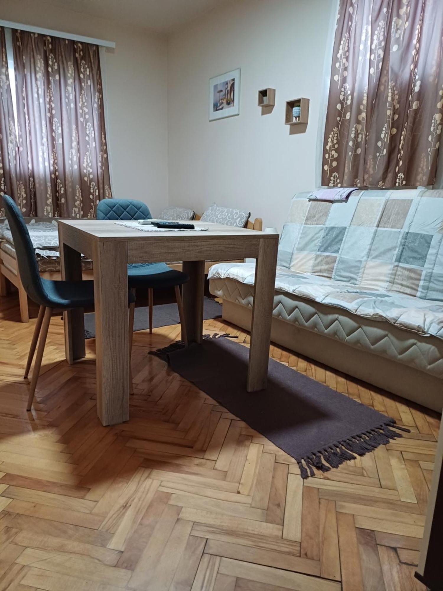 Sobe Sanja Hotel Pirot Eksteriør billede